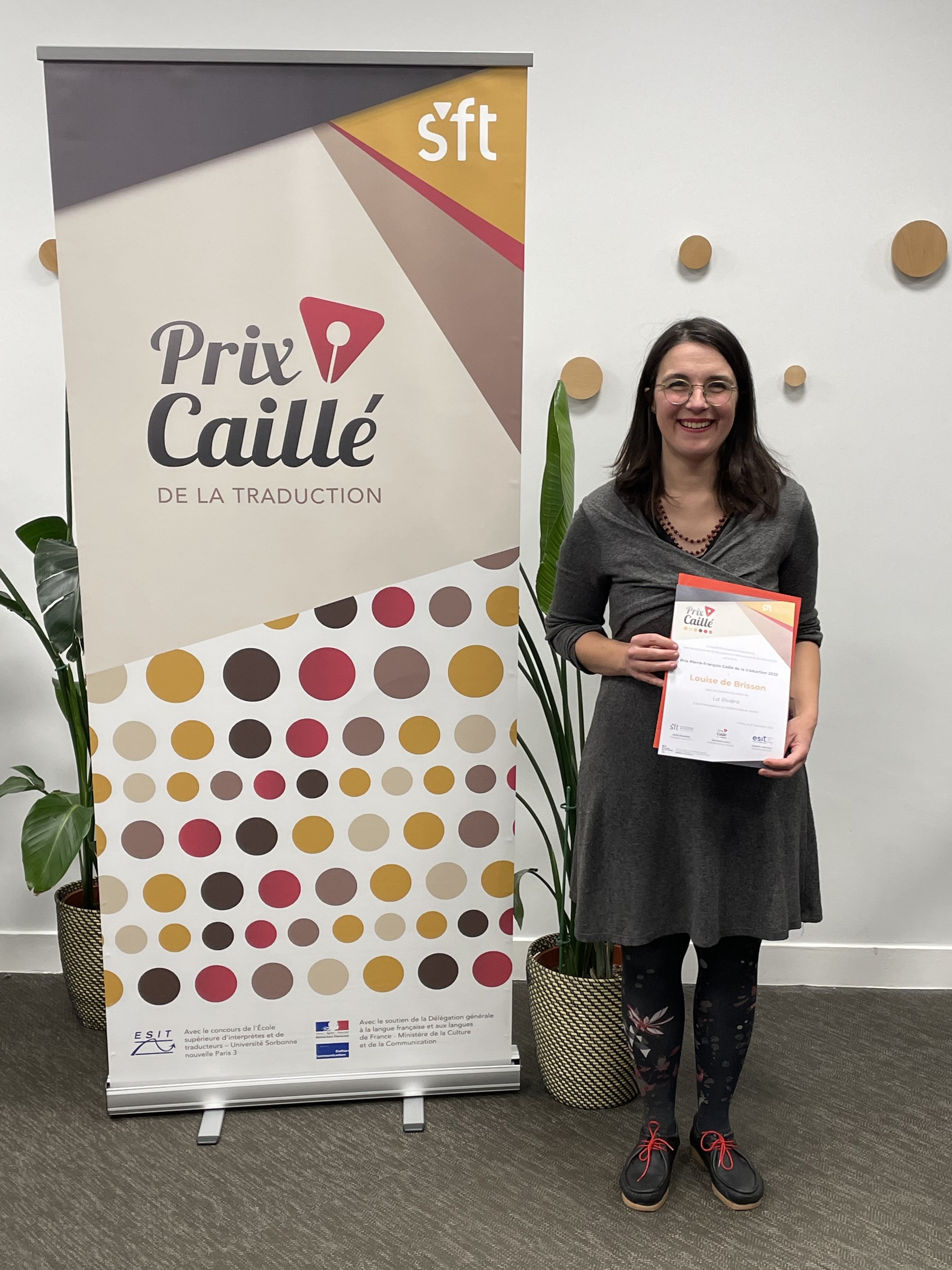 Louise de Brisson, lauréate du prix Pierre-François Caillé de la traduction 2025 Louise de Brisson, lauréate du prix Pierre-François Caillé de la traduction 2025